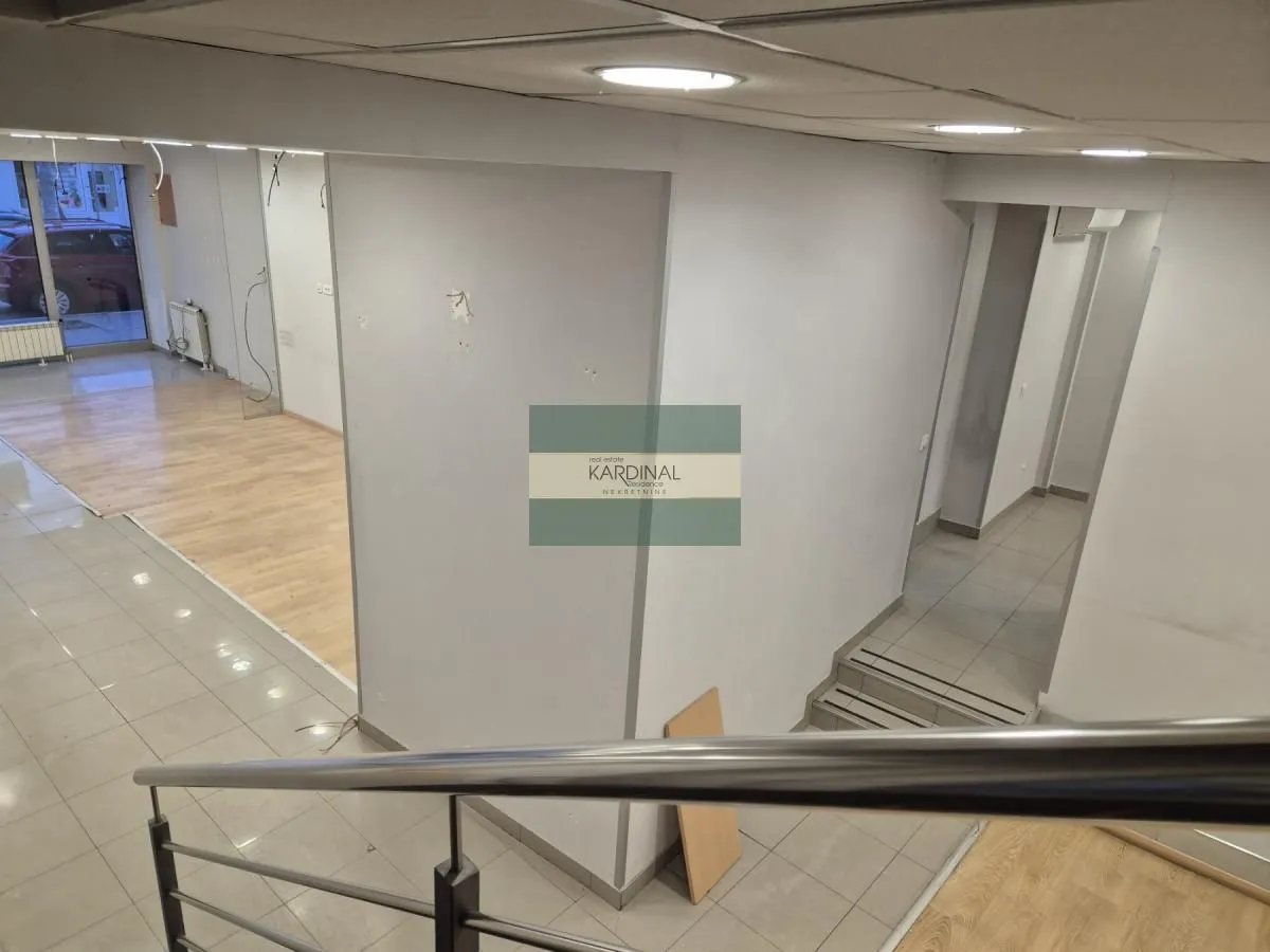 Rent, office space, 326m², Centar, Jagodina