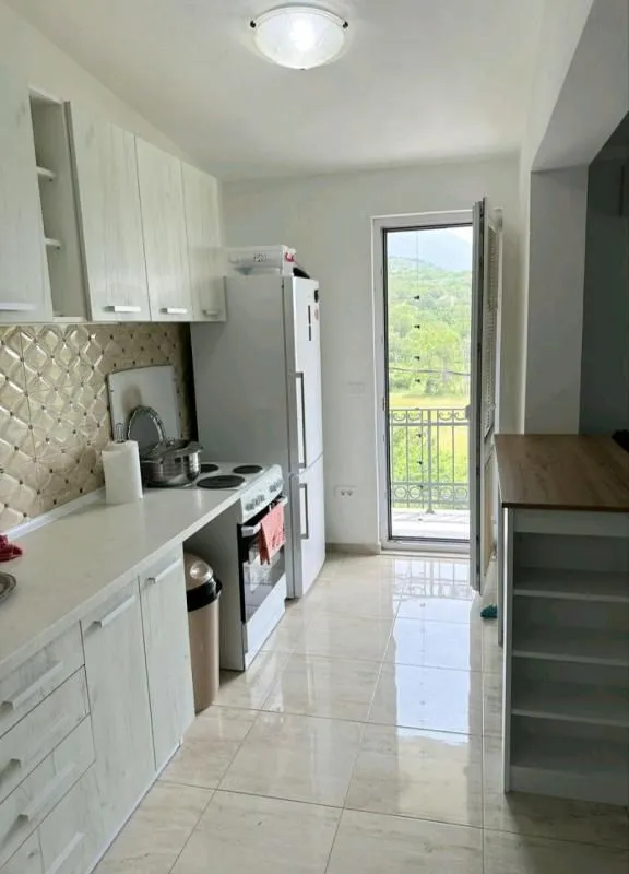 Rent, three bedroom apartment, 100m², Šušanj, Bar
