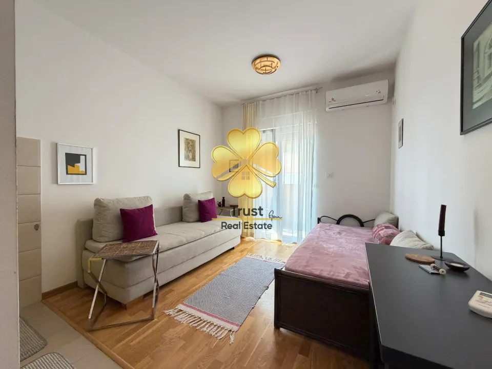 Prodaja, garsonjera, 24m², Podgorica, Crna Gora