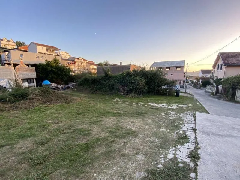 Prodaja, plac, 600m², Tivat, Crna Gora