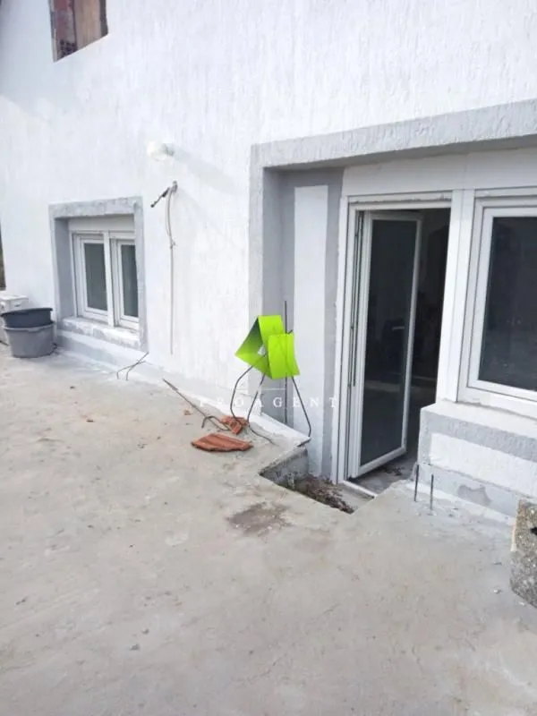 Sale, house, 300m², Palilula, Niš