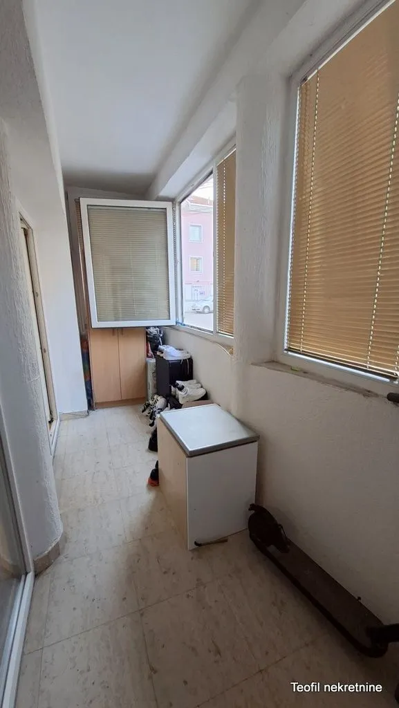 Sale, three bedroom apartment, 71m², Brace Jerković, Voždovac Sve Podlokacije