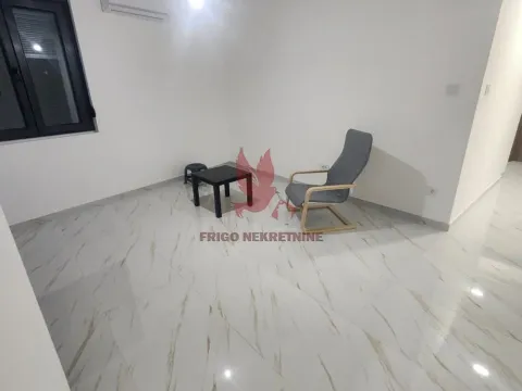 Sale, three bedroom apartment, 57m², Mladenovac, Beograd