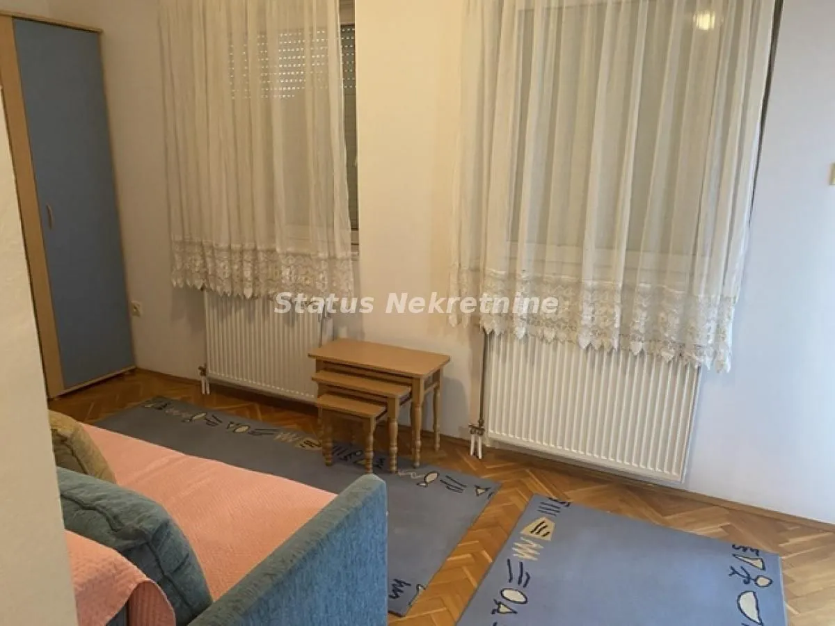 Izdavanje, garsonjera, 25m², Nova Detelinara, Novi Sad Sve Podlokacije