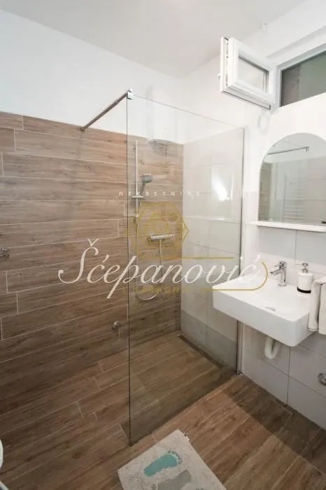 Rent, house, 128m², Ribnjak, Petrovaradin