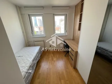 Izdavanje, četvorosoban stan, 100m², Sarajevska, Beograd - image 16