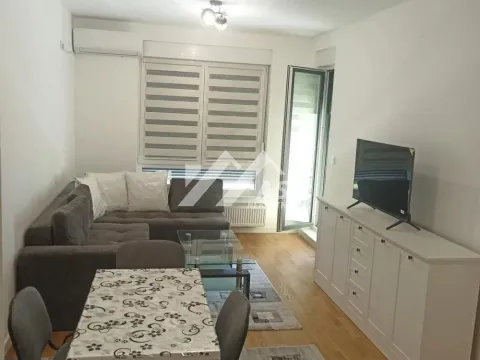 Izdavanje, jednosoban stan, 40m², Novi Sad Sve Podlokacije, Novi Sad