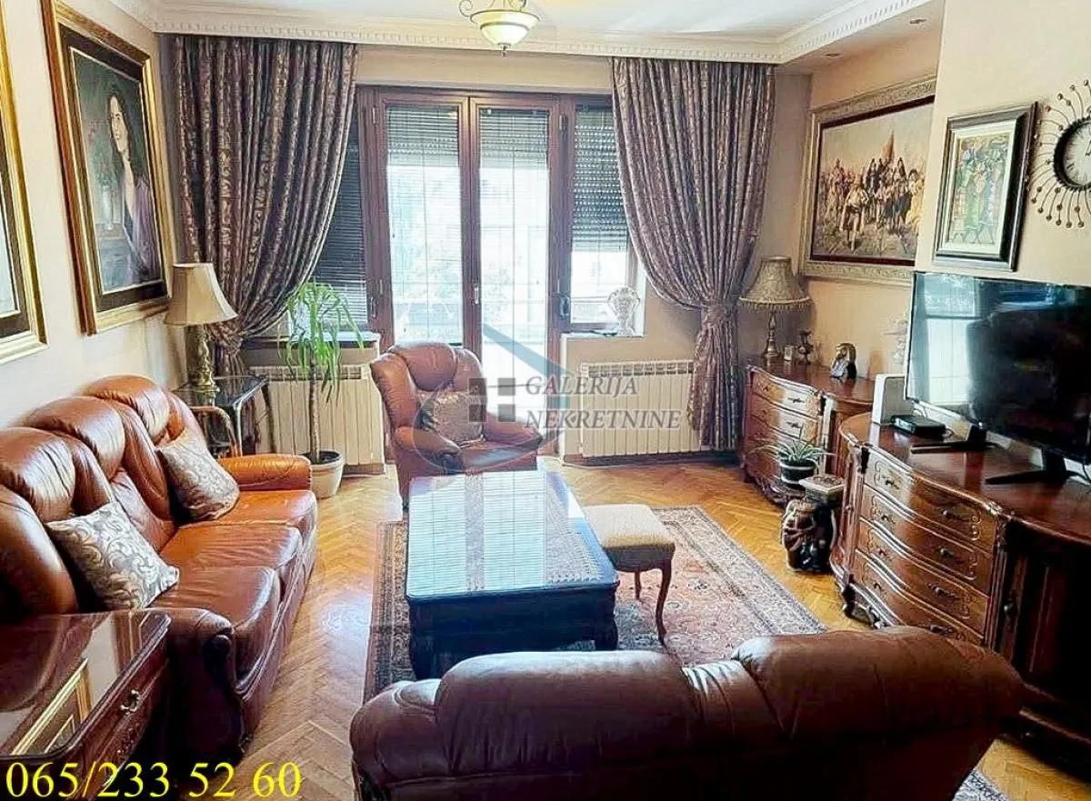 Izdavanje, trosoban stan, 85m², Stari Grad, Beograd