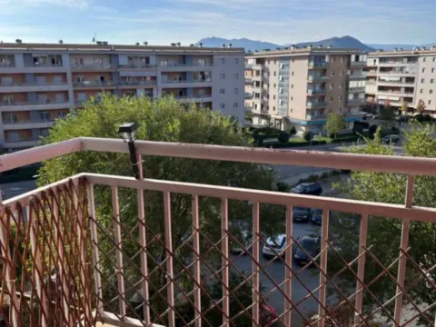 Izdavanje, jednosoban stan, 52m², City Kvart, Podgorica - image 6