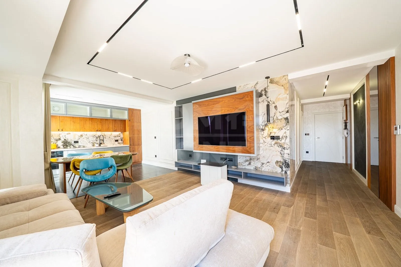 Rent, three bedroom apartment, 120m², Pod Kuk, Tivat