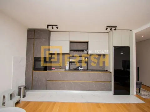 Izdavanje, trosoban stan, 113m², Preko Morače, Podgorica - image 7