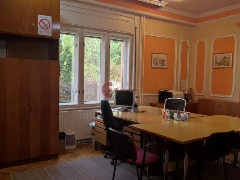 Sale, house, 348m², Centar, Subotica - image 6