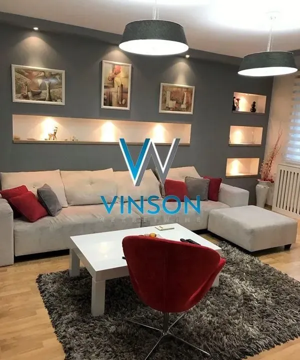 Izdavanje, trosoban stan, 66m², Centar, Novi Sad