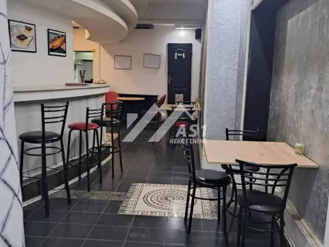 Rent, office space, 50m², Podbara, Novi Sad Sve Podlokacije - image 4