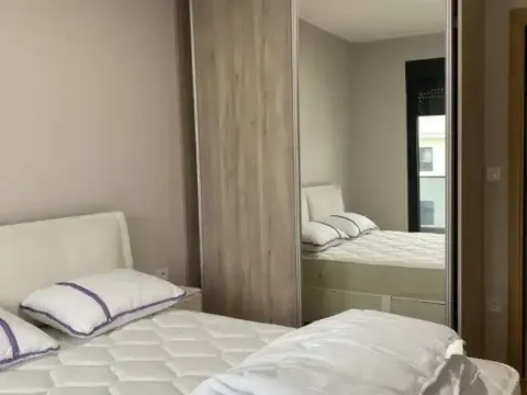 Izdavanje, dvosoban stan, 70m², New City, Podgorica - image 7