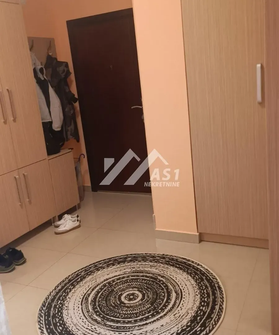 Izdavanje, dvosoban stan, 45m², Sajam, Novi Sad Sve Podlokacije