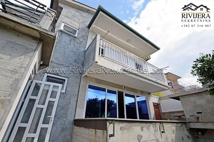 Prodaja, kuća, 98m², Sušćepan, Herceg Novi