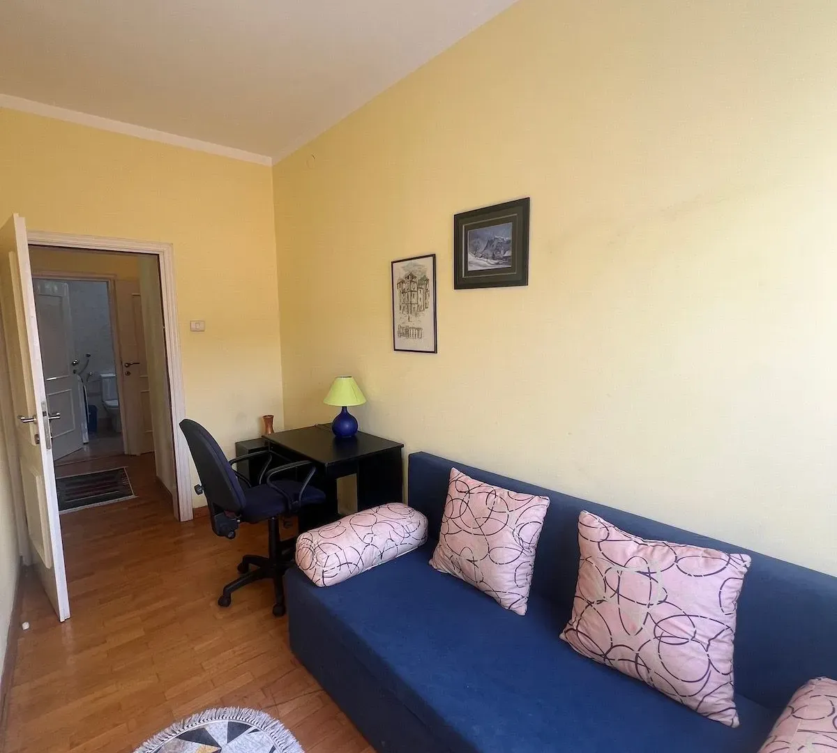 Izdavanje, četvorosoban stan, 106m², Aleksinac, Niš
