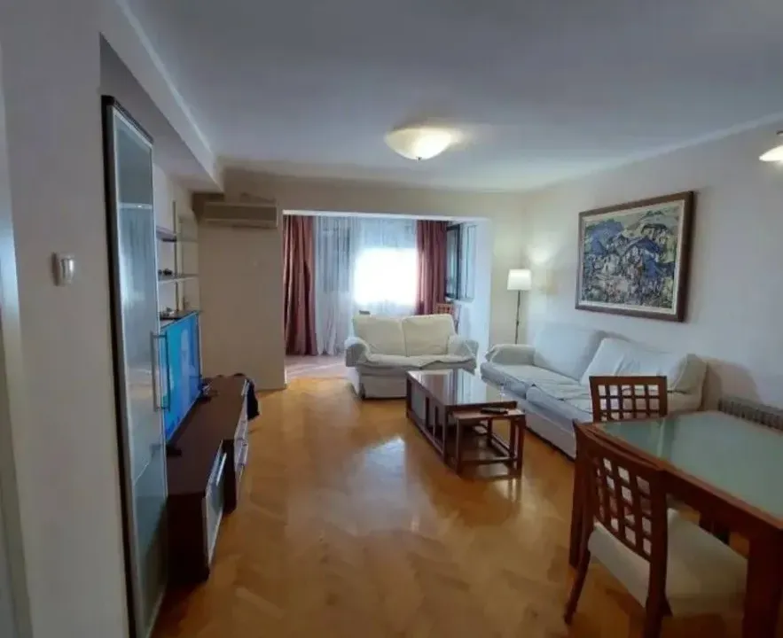 Rent, three bedroom apartment, 70m², Pejton, Podgorica