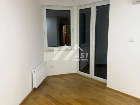 Izdavanje, jednosoban stan, 41m², Sajam, Novi Sad Sve Podlokacije - image 4