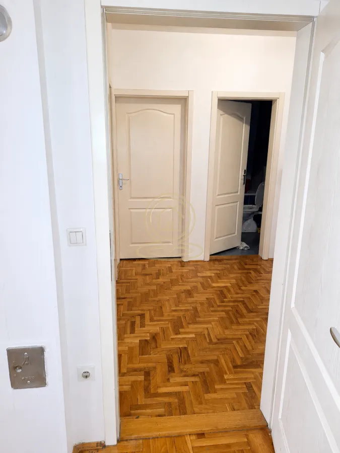 Izdavanje, dvosoban stan, 60m², Sajmište, Novi Sad