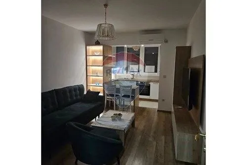 Izdavanje, jednosoban stan, 41m², Preko Morače, Podgorica