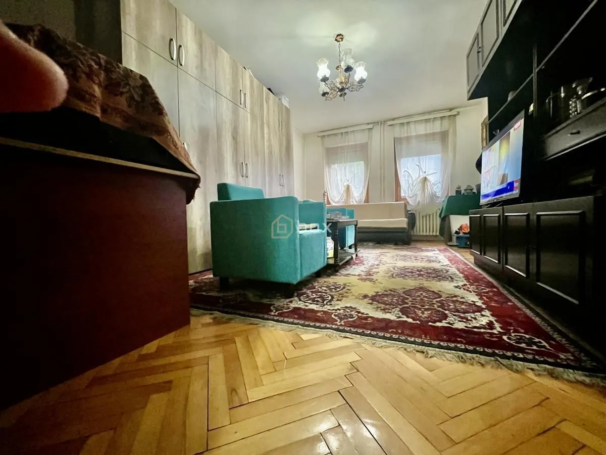 Prodaja, trosoban stan, 77m², Medijana, Niš