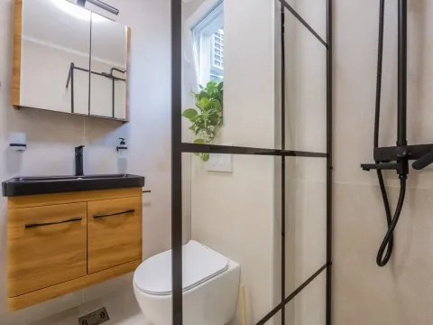 Prodaja, trosoban stan, 100m², Markovići, Budva - image 11