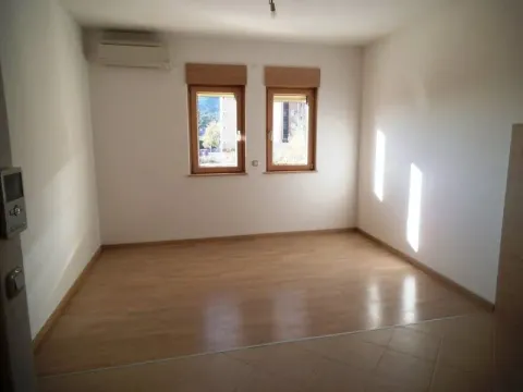 Sale, apartment, 1150m², Bečići, Budva - image 10