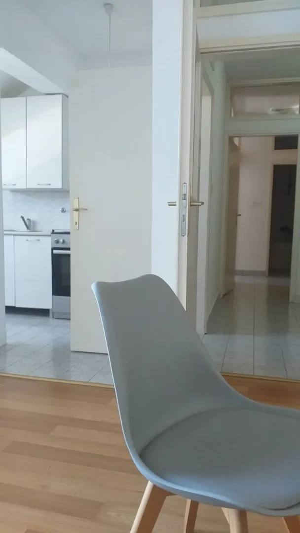 Prodaja, trosoban stan, 68m², Stari Aerodrom, Podgorica