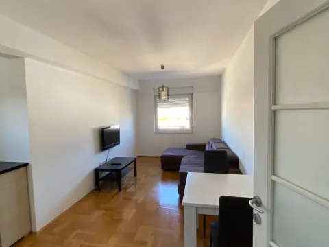 Prodaja, jednosoban stan, 49m², Zabjelo, Podgorica - image 1