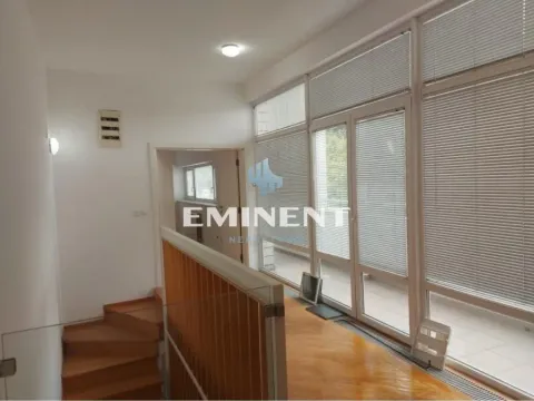 Sale, house, 300m², Savski Venac, Beograd - image 8