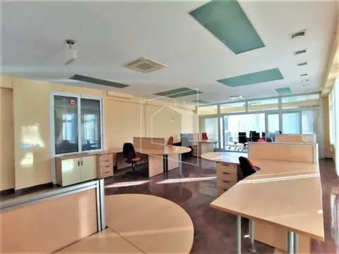 Izdavanje, poslovni prostor, 123m², Centar, Podgorica - image 7