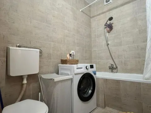 Izdavanje, dvosoban stan, 50m², Čubura, Beograd - image 12