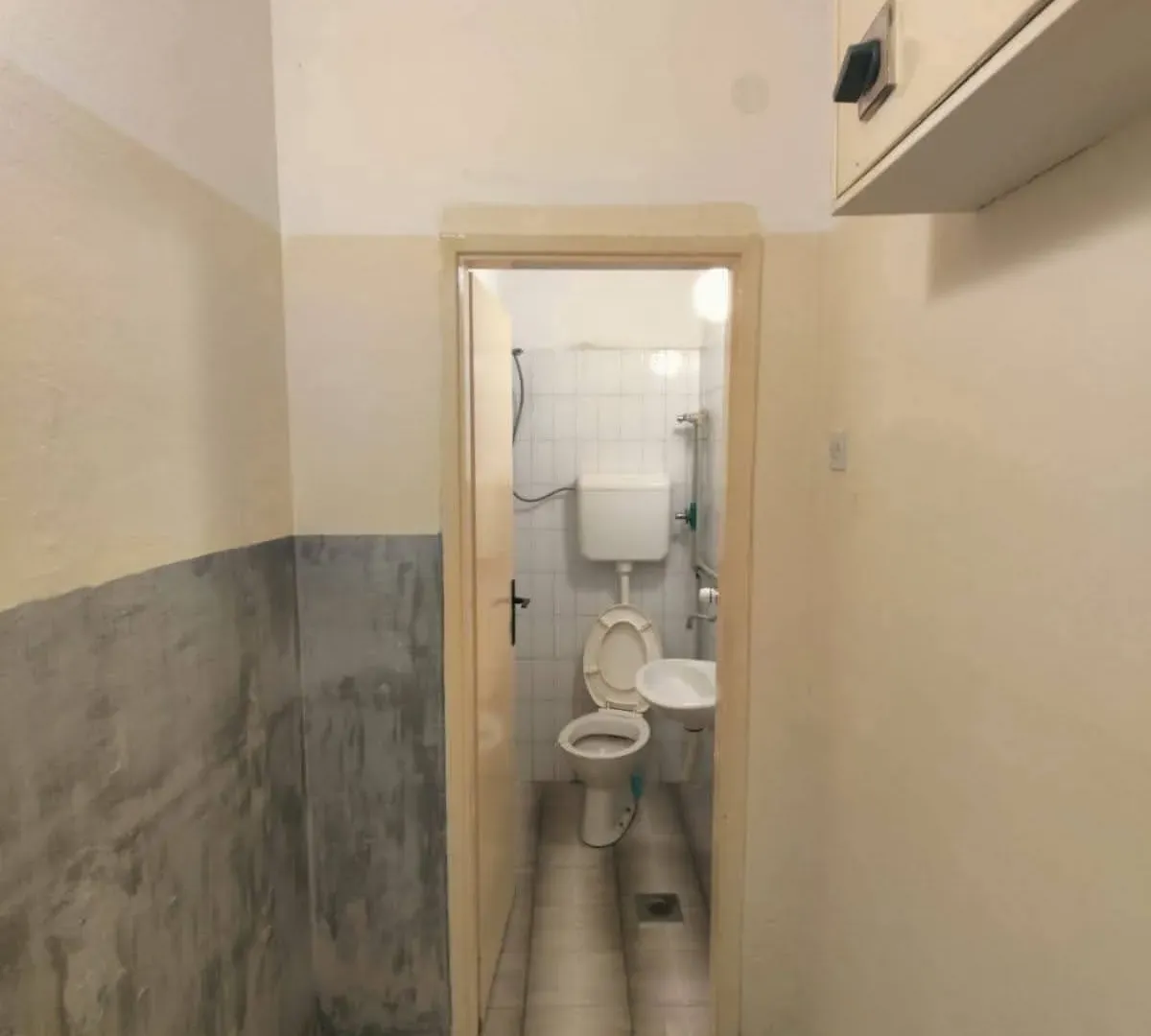 Sale, office space, 36m², Lepa Kata, Podgorica