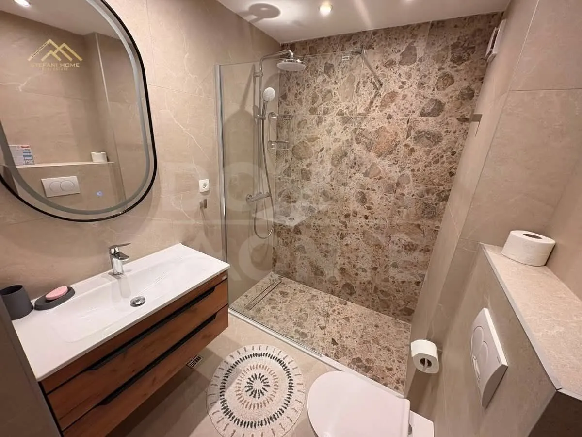 Rent, one bedroom apartment, 64m², Tivat, Crna Gora
