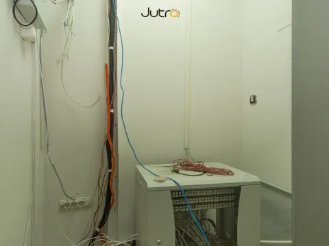 Izdavanje, poslovni prostor, 120m², Podgorica, Crna Gora - image 8