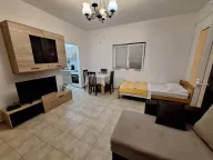Izdavanje, garsonjera, 33m², Kumbor, Herceg Novi - image 2