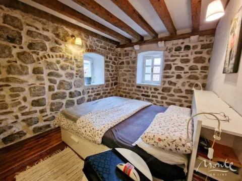 Prodaja, trosoban stan, 106m², Stari Grad, Herceg Novi - image 12