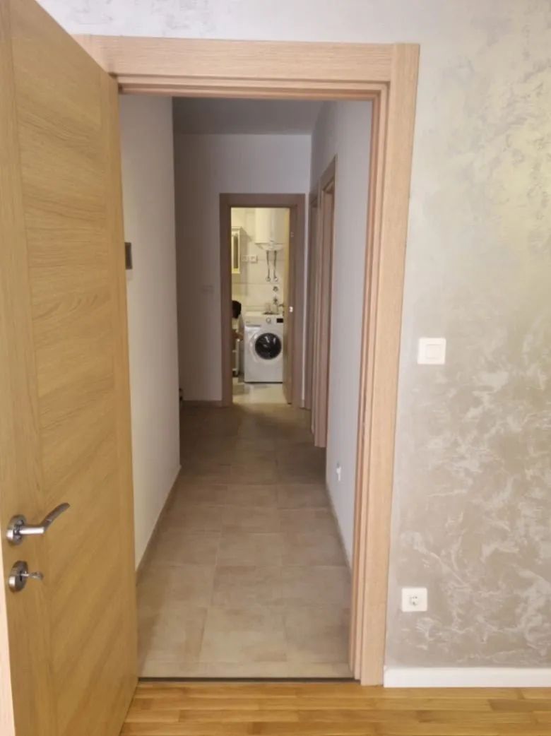 Izdavanje, dvosoban stan, 60m², Zabjelo, Podgorica