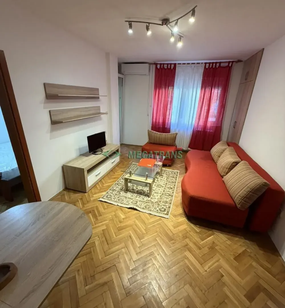 Izdavanje, dvosoban stan, 43m², Novi Sad Sve Podlokacije, Novi Sad