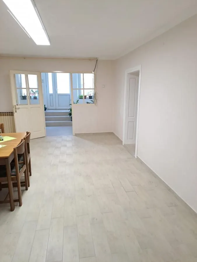 Rent, office space, 120m², Centar, Niš