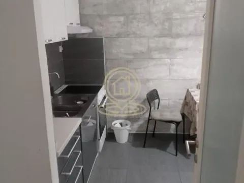 Izdavanje, trosoban stan, 78m², Južni Bulevar, Vračar Sve Podlokacije - image 8