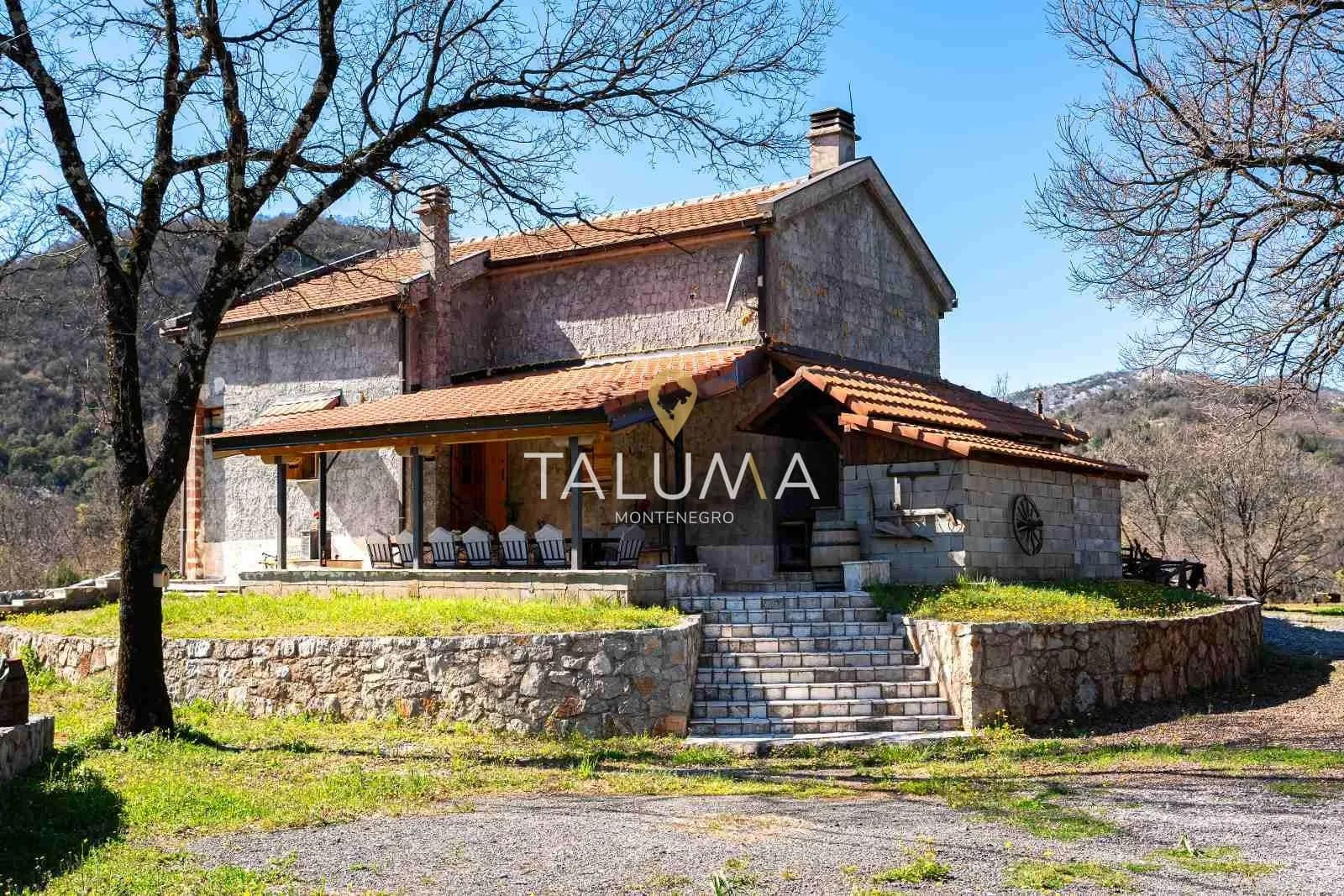 Rent, house, 190m², Rijeka Crnojevića, Cetinje