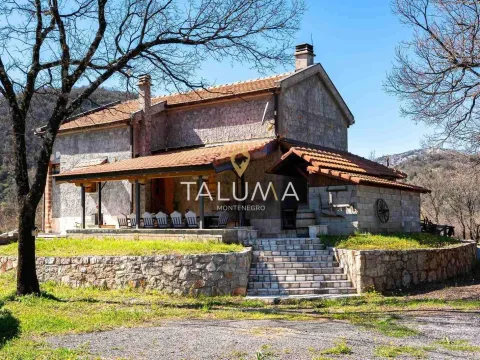 Rent, house, 190m², Rijeka Crnojevića, Cetinje - image 1