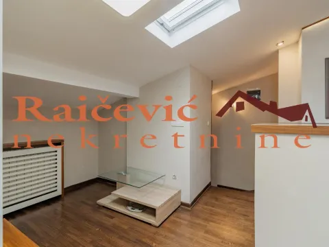 Rent, three bedroom apartment, 120m², Kalenić Pijaca, Vračar Sve Podlokacije - image 12