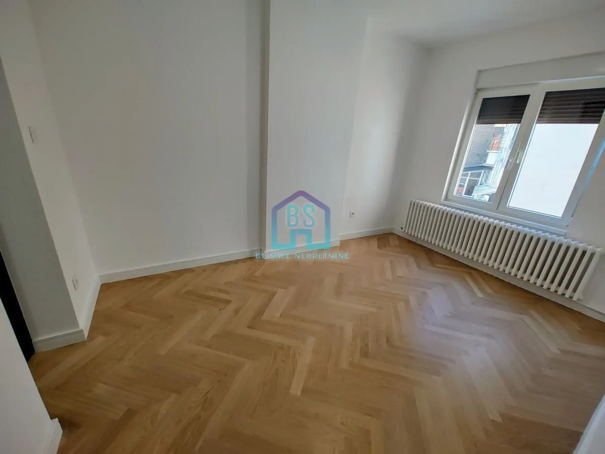 Prodaja, trosoban stan, 85m², Stari grad, Novi Sad