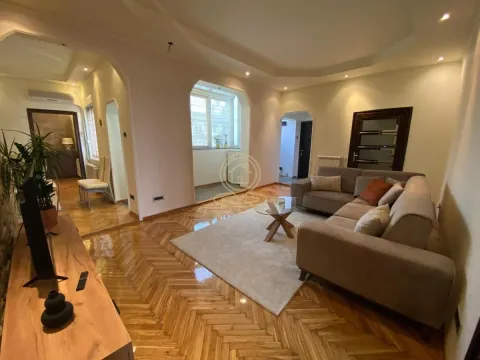 Rent, three bedroom apartment, 75m², Vračar Hram, Vračar Sve Podlokacije - image 1