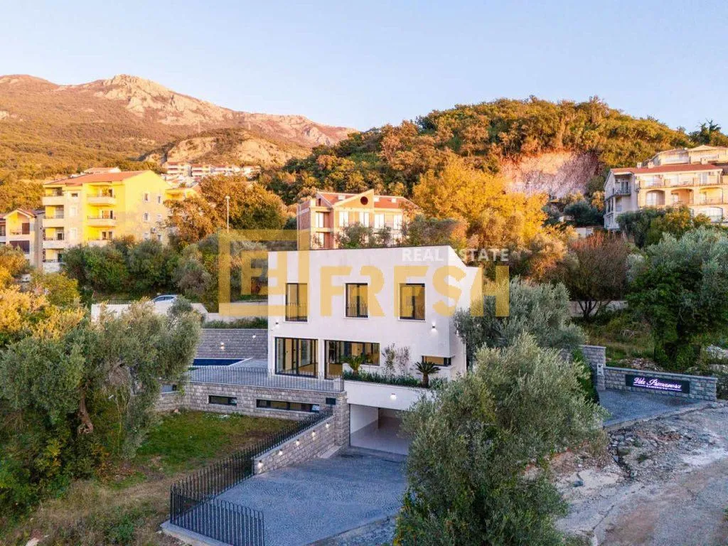 Sale, house, 240m², Budva, Crna Gora