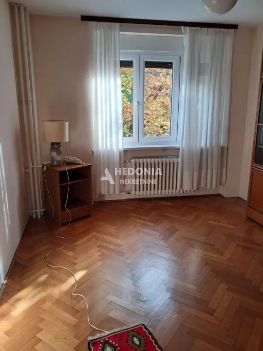Prodaja, dvosoban stan, 49m², Stari Grad, Beograd